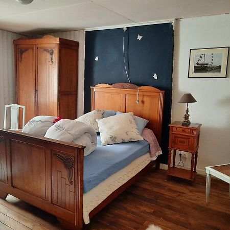 Villa La Genête à Genêts Extérieur photo