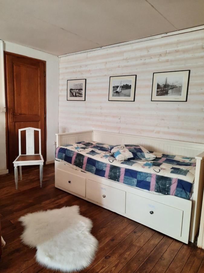 Villa La Genête à Genêts Extérieur photo